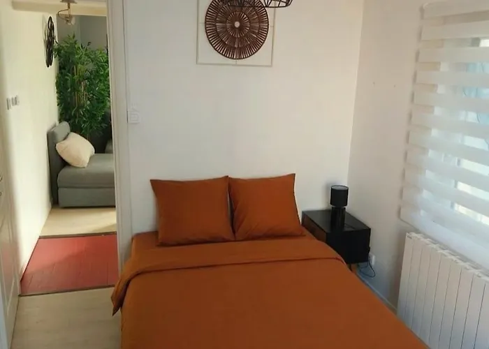 Small Townhouse Ferienhaus Clermont-Ferrand